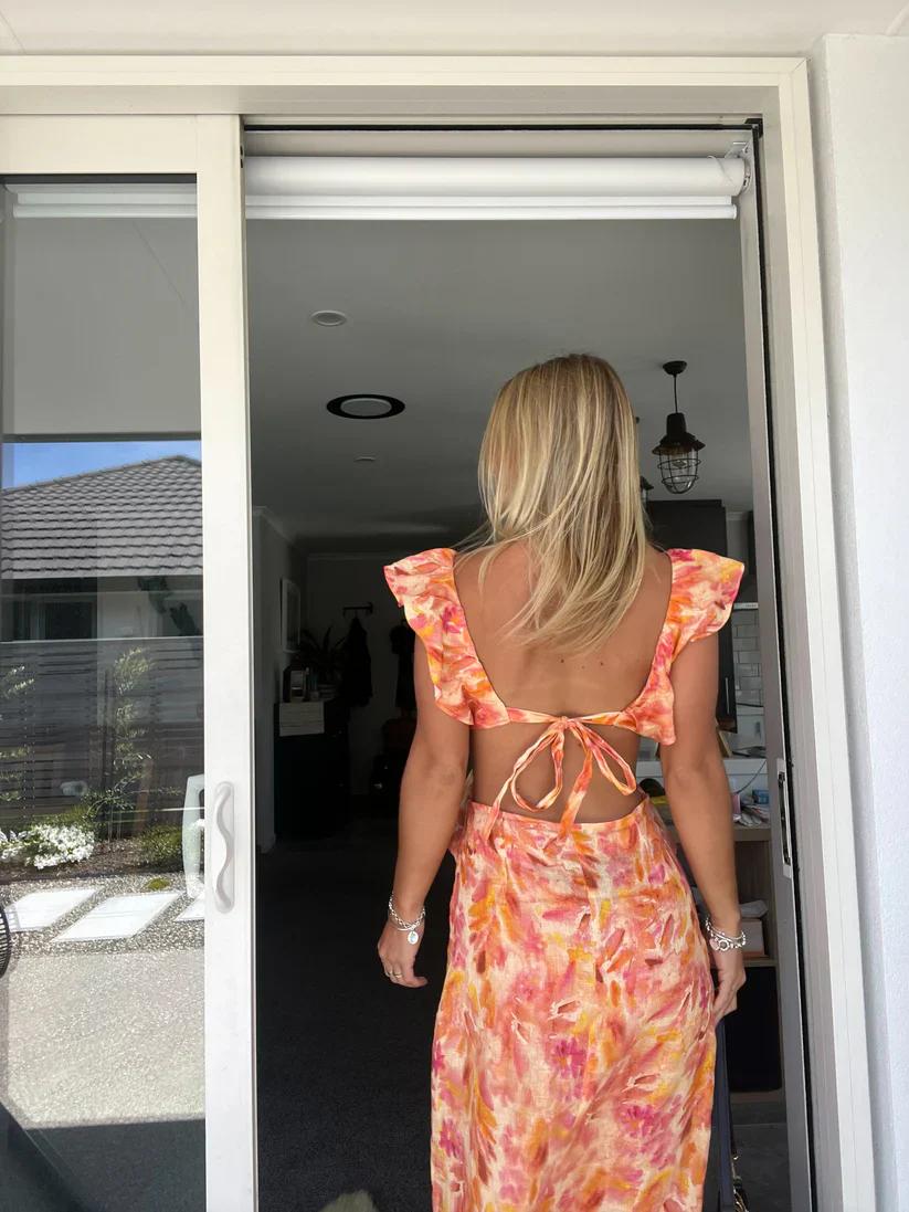 Kirsten Dress | Floral Print Ruffle Dress with Cut-Out - Image 3
