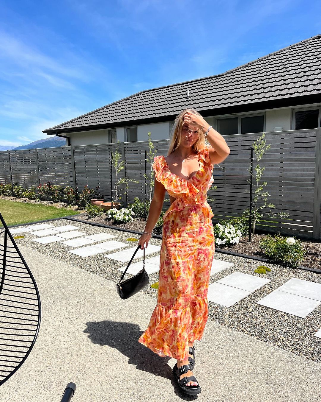 Kirsten Dress | Floral Print Ruffle Dress with Cut-Out - Image 5
