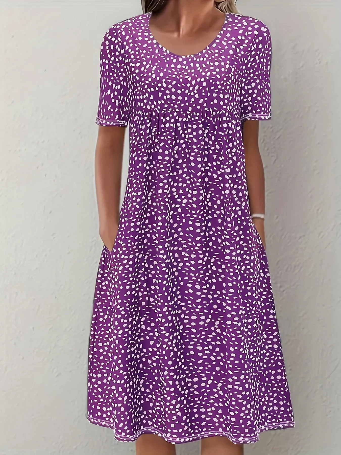 Neela Dress | Short Sleeve Loose Fit Knee-Length Printed Dress - Image 7