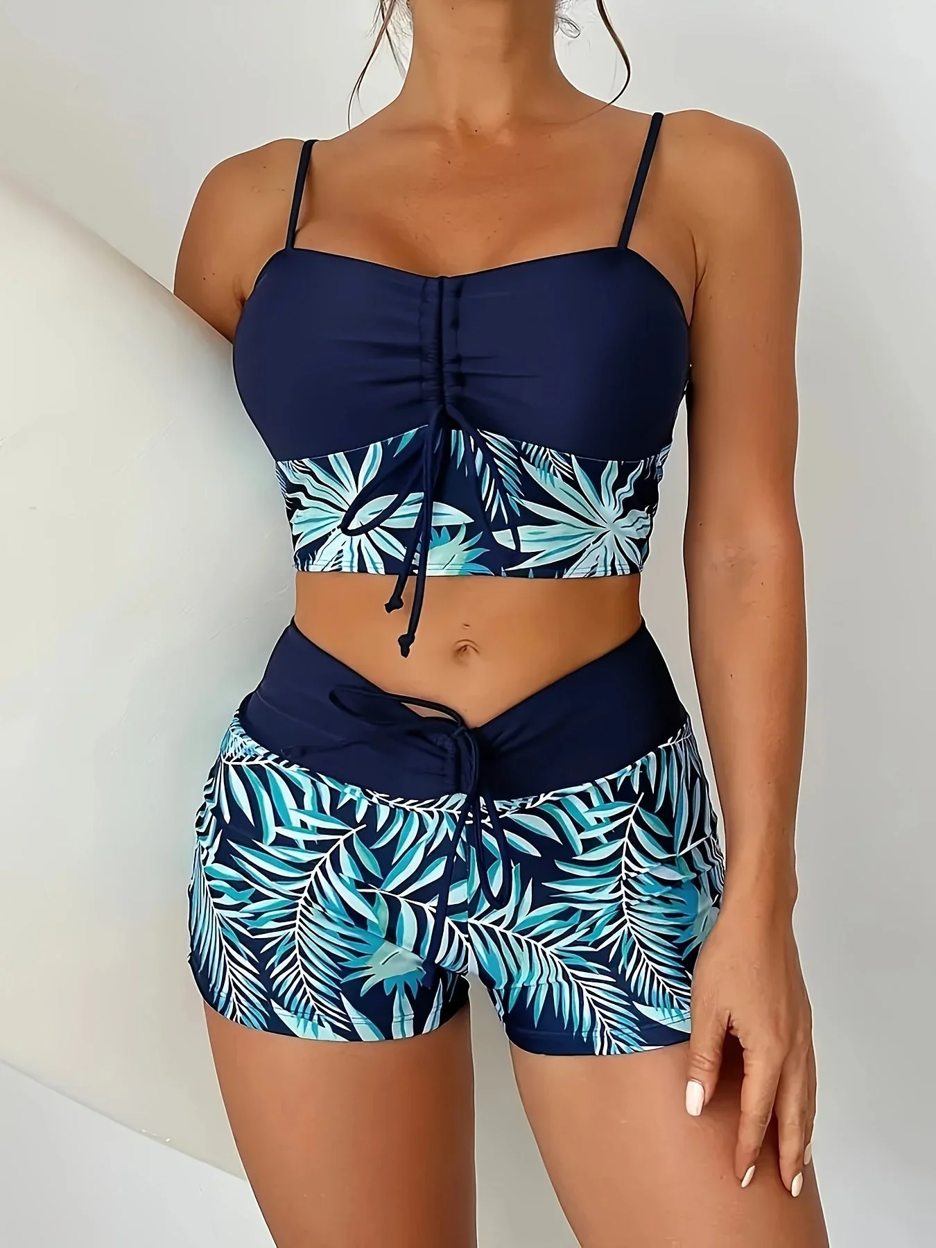 Oaklyn Bikini | Two-Piece Bikini Set with Leaf Print and Boyshorts