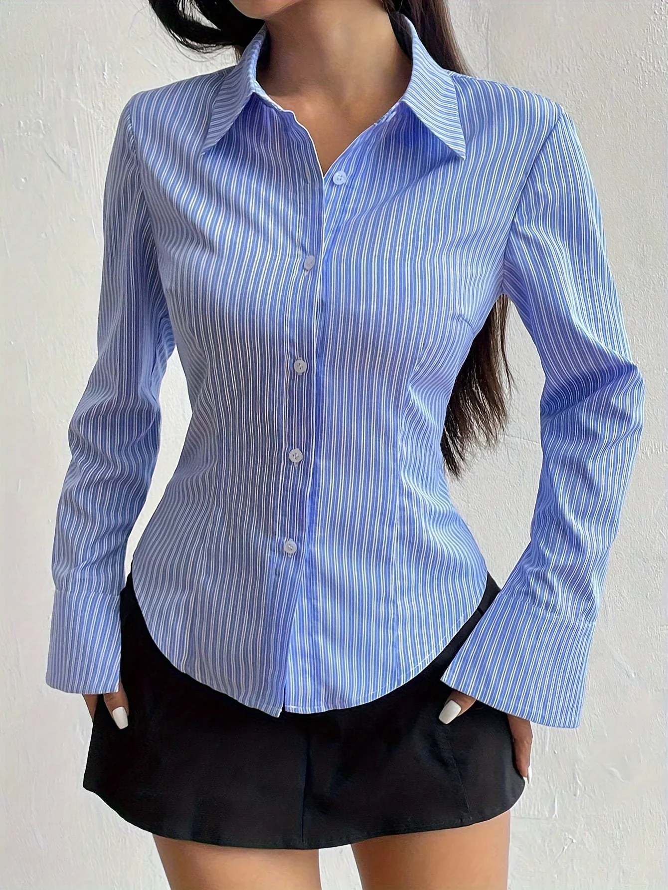 Odelina Shirt | Elegant Long Sleeve Polo with V-Neckline - Image 2