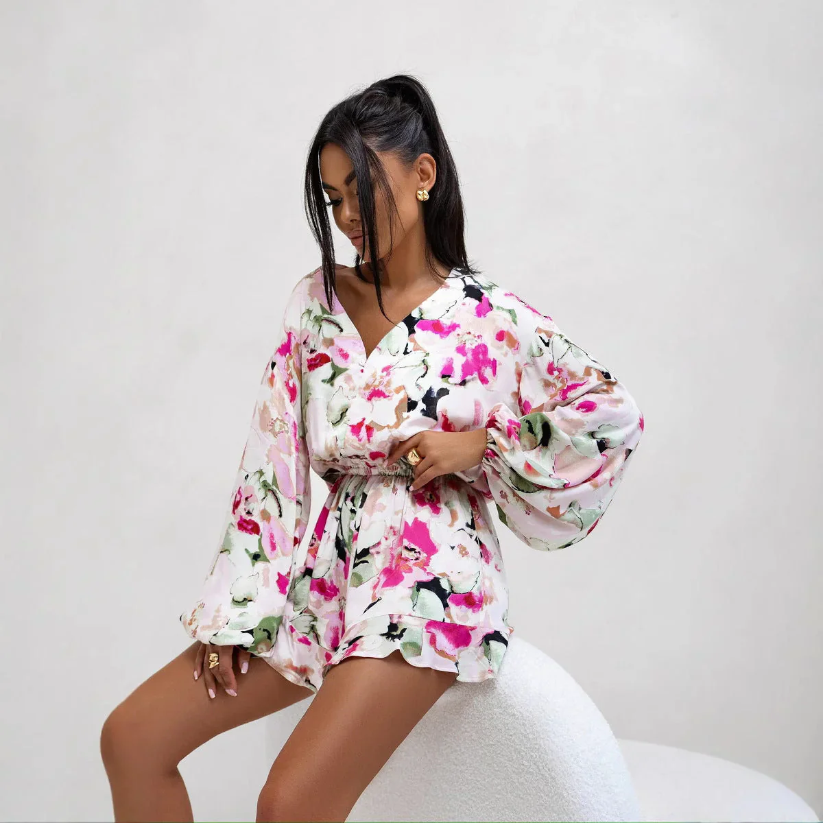Oriana Romper | Long Sleeve V-Neck Cinched Waist Printed Romper - Image 4