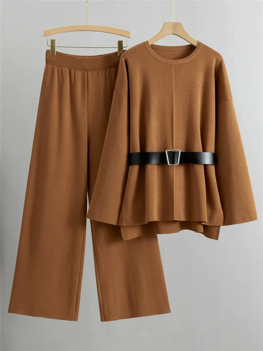 Women’s Knit Two-Piece Set – Relaxed Fit Sweater with Flared Sleeves – Wide-Leg Trousers - Image 2
