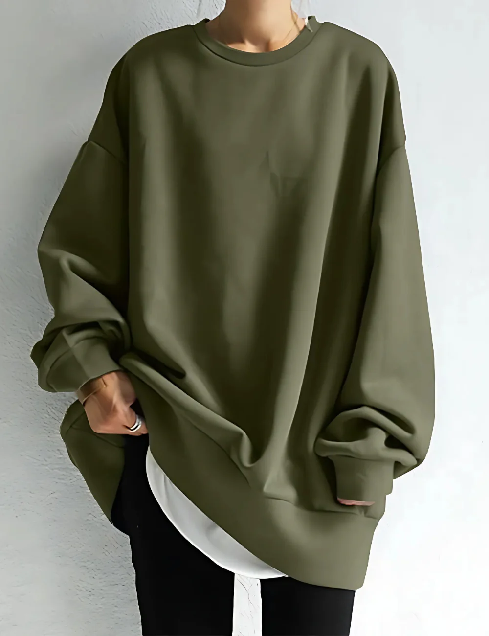 Women’s Sweatshirt – Oversized Fit – Cotton Feel – Crew Neck – Tunic Length – Long Sleeves - Image 4